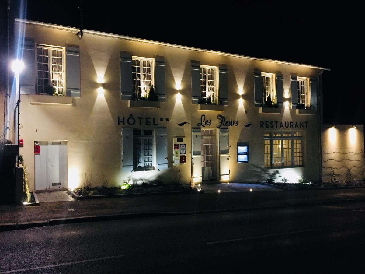 Hotel Les Fleurs Pontaubert Bagian luar foto